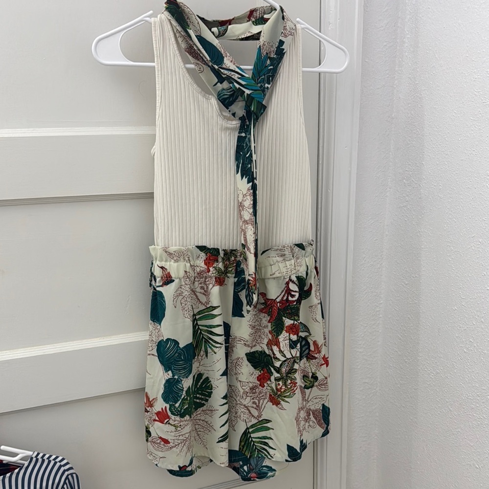 Floral Sleeveless Top with Scarf
